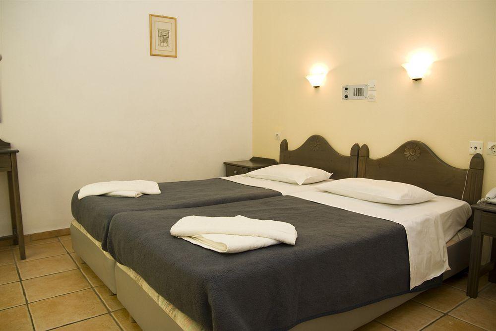 Iliana Hotel Pánormos 部屋 写真