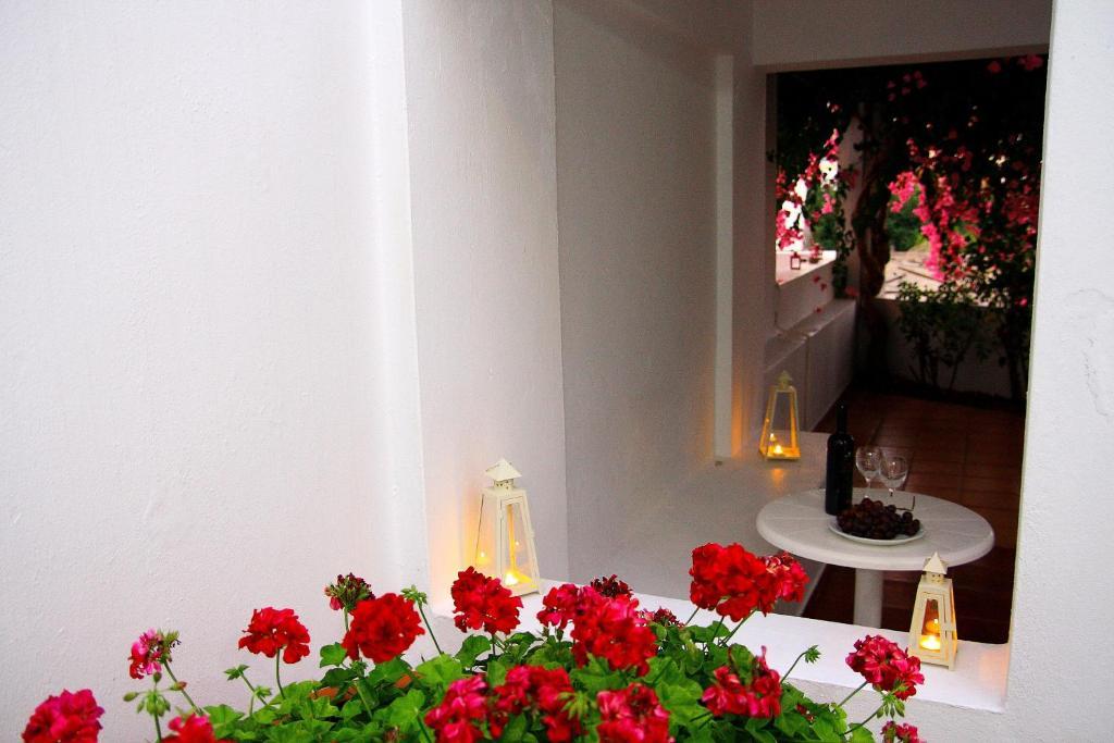 Iliana Hotel Pánormos エクステリア 写真